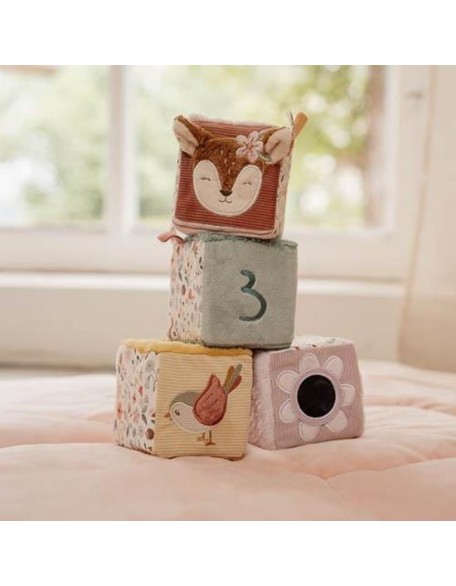 Сет од 4 меки коцки со активности - Fairy Garden, Little Dutch