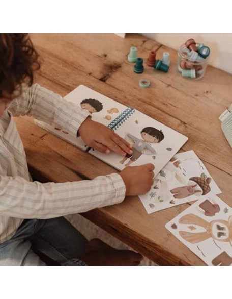 Книга со стикери dress me up - Forest Friends, Little Dutch