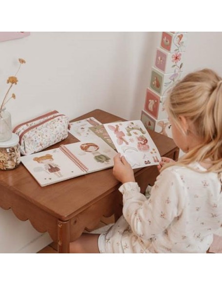 Книга со стикери dress me up - Fairy Garden, Little Dutch