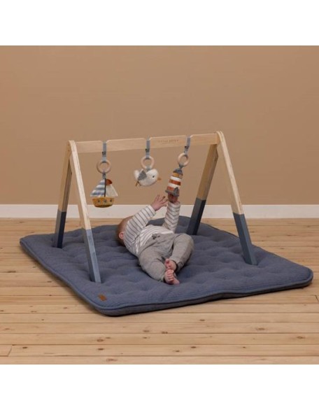 Дрвена постојка со меки играчки - Sailors Bay, Little Dutch