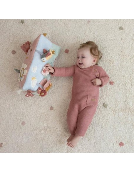 Мек триаголник со активности - Flowers and Butterflies, Little Dutch