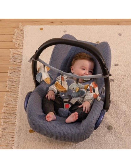 Мек синџир со активности - Sailors Bay, Little Dutch