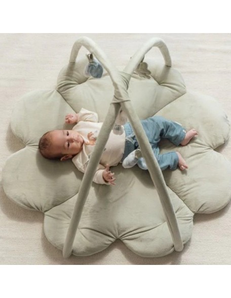 Мека подлога со висечки активности - Miffy Lucky Leaves, Little Dutch