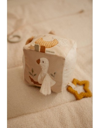 Мека коцка со активности - Newborn Naturals, Little Dutch