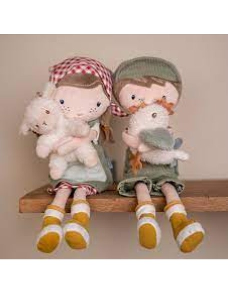 Мека кукла Џим фармер со кокошка - 35 см, Little Dutch