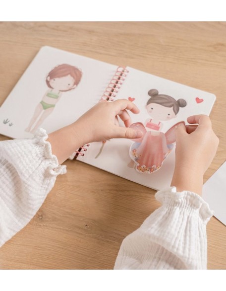 Книга со стикери dress me up - Rosa & Friends, Little Dutch