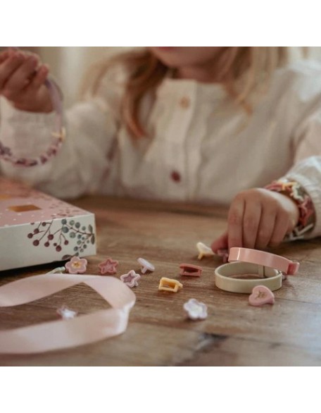 Advent календар со нараквица и приврзоци - Little Dutch